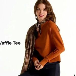 CAbi Women's V-Neck Waffle Tee